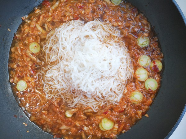 Sour Soup Rice Noodles recipe