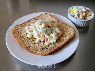Ham and Corn Salad Toast Slices recipe
