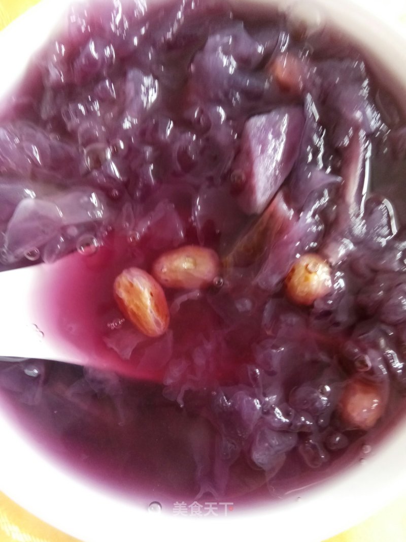 Purple Sweet Potato and Tremella Soup recipe
