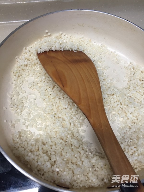 Fried Rice Cake with Crispy Walnut recipe