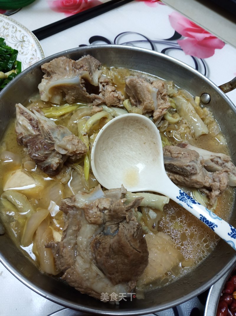 Sour Cabbage Stewed Pork Bones recipe