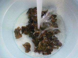 Red Date Black Fungus Soup recipe