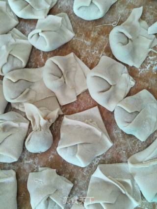 A Bowl of Wontons recipe