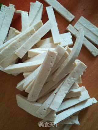 Stir-fried Tofu with Radish recipe