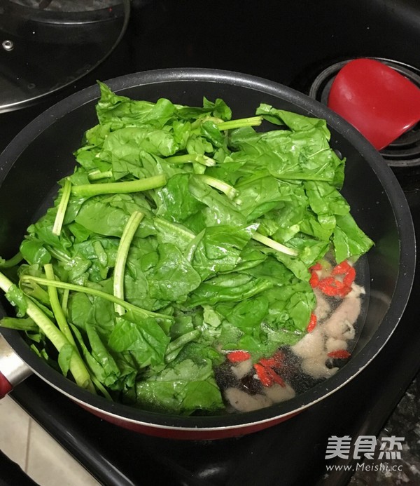 Spinach Chicken Egg Drop Soup recipe