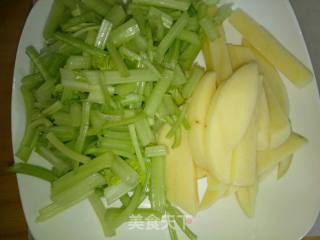 Fried Celery with Potato Chips recipe