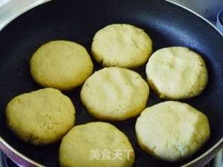 [yiru's Private House's Ever-changing Staple Food] Coarse Grains are Finely Made and Healthier --- Miscellaneous Grains and Cabbage Paste Pancakes recipe