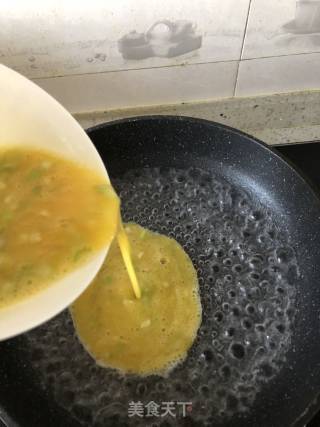 Healthy Fat-reducing Meal: Scrambled Eggs in Water recipe