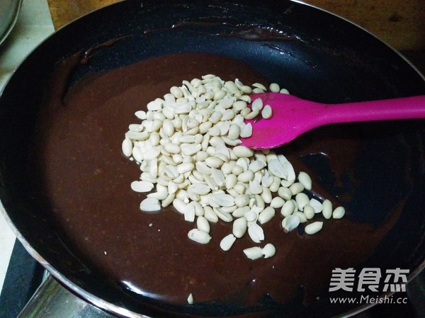 Light Cream Peanut Cocoa Nougat recipe