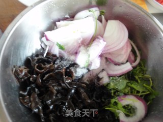Onion Mixed Fungus recipe