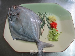 Pan-fried Pomfret recipe