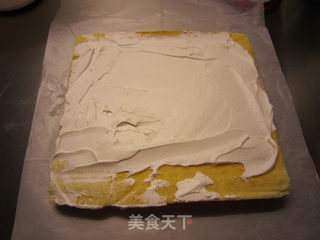 Small Mountain Roll Cake with Brownish-red Skin recipe