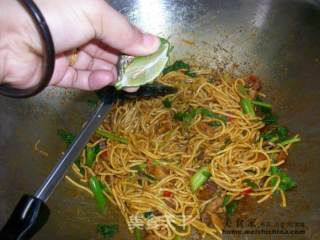 Dry Fried Hot and Sour Noodles recipe