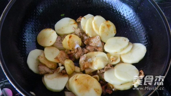 Griddle Potatoes with Less Oil recipe