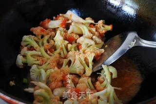 Stir-fried Cauliflower with Tomato recipe
