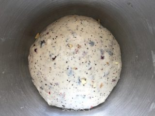 #四session Baking Contest and is Love to Eat Festival#black Tea Dried Fruit Ou Bao recipe