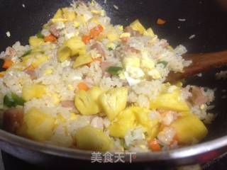 Pineapple Seafood Rice recipe