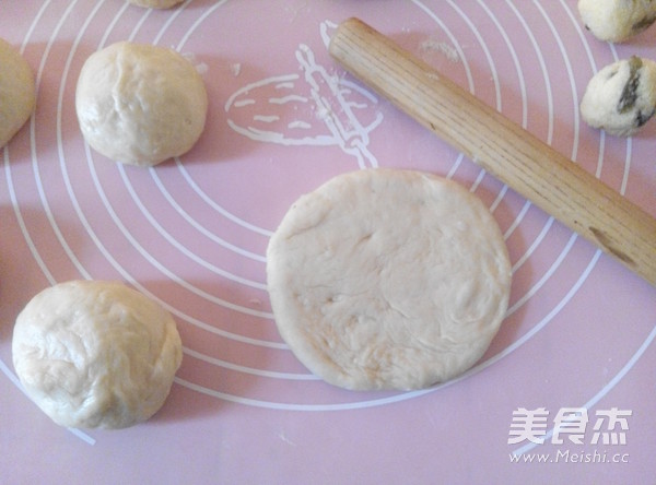 Coconut Raisin Bread recipe