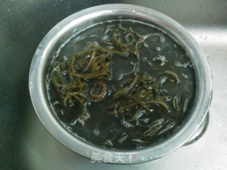 [kelp Stewed Pig's Trotters]-simple Yet Delicious recipe