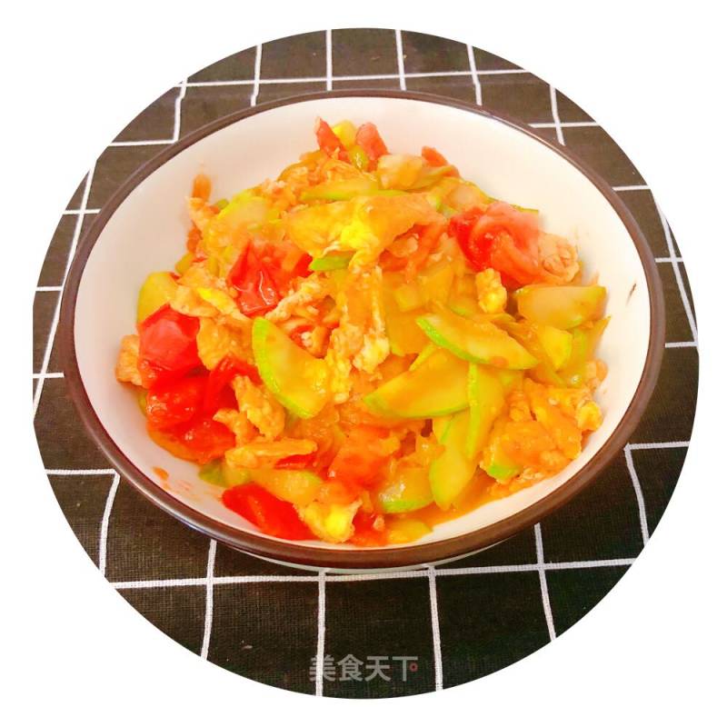 Scrambled Eggs with Cucumber and Tomatoes recipe