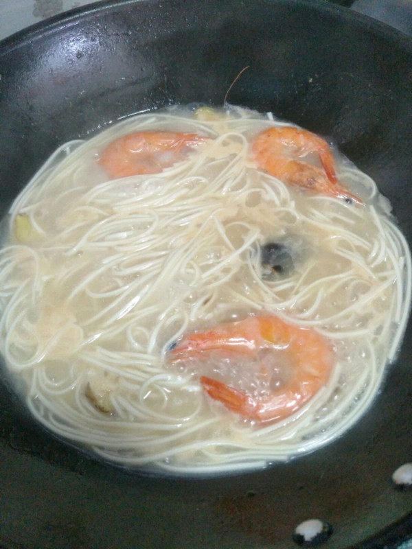 Shrimp Noodles recipe