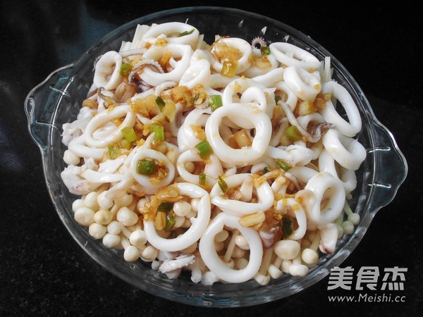 Steamed Golden Needle Squid Rings recipe
