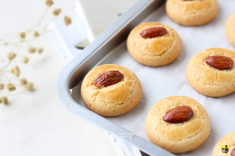 Almond Shortbread