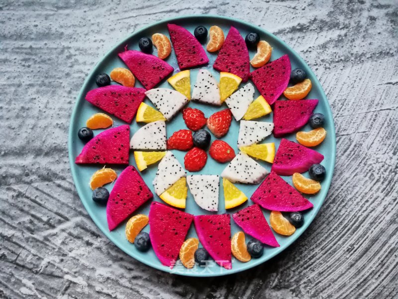 Fruit Plate: Colorful Rotating Windmill recipe