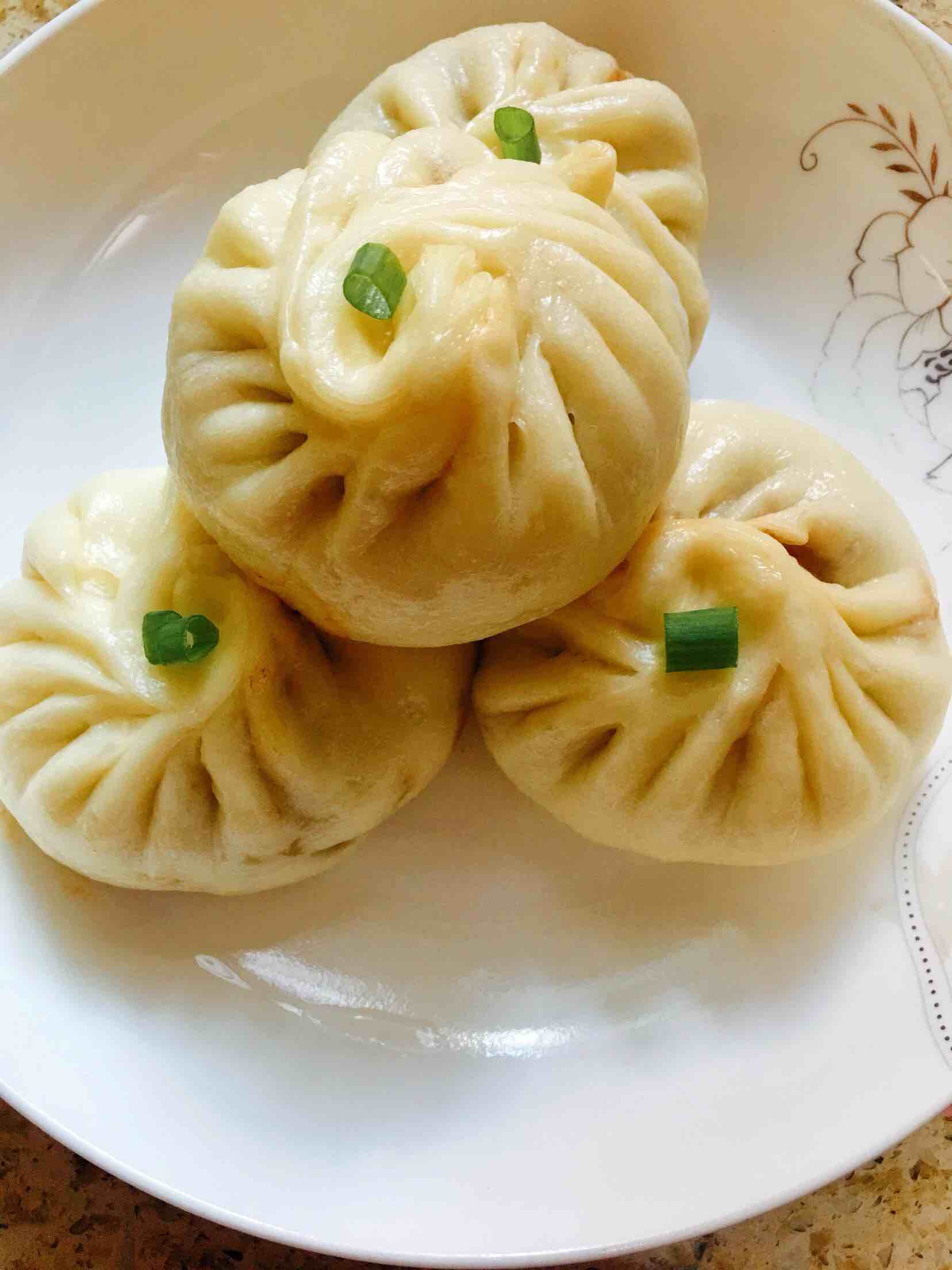 Cabbage and Pork Stuffed Buns