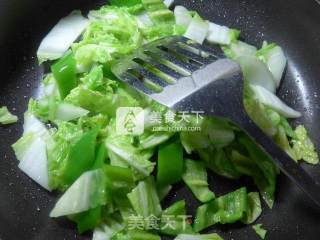 Stir-fried Rice Cakes with Beef Sauce and Peppers and Cabbage recipe