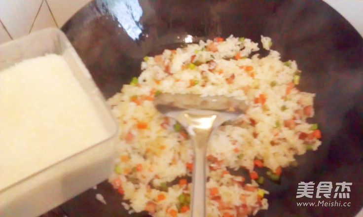 Crispy Intestine Fried Rice recipe