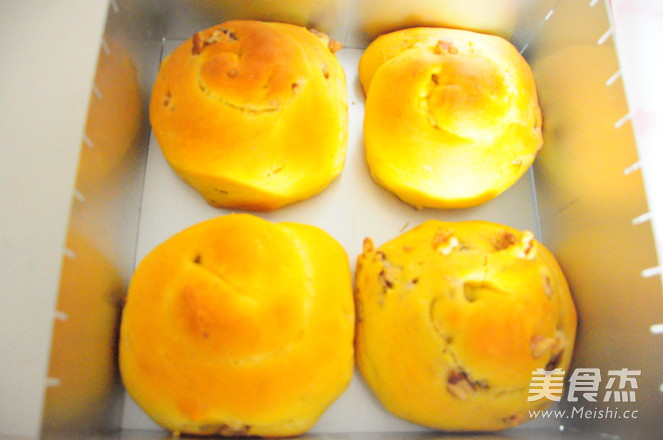 Walnut Buns recipe