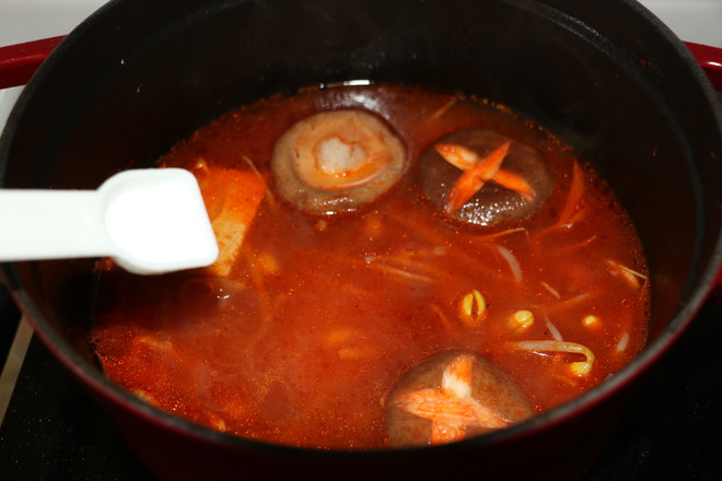 Tomato Sauce Tofu Soup recipe