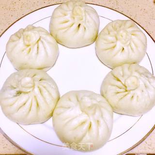 Pork Shepherd's Purse Buns recipe