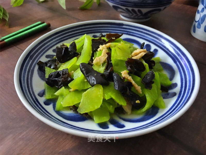 Black Fungus Lettuce Meat Slices recipe