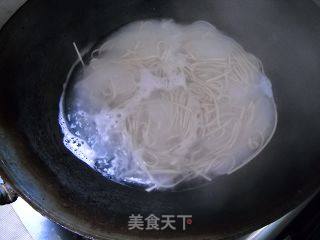 Shepherd's Purse Noodles recipe