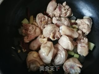 Braised Chicken Drumsticks with White Radish recipe