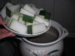 Winter and Summer Nutrition and Health Soup-scallops, Winter Melon and Pork Bone Soup recipe
