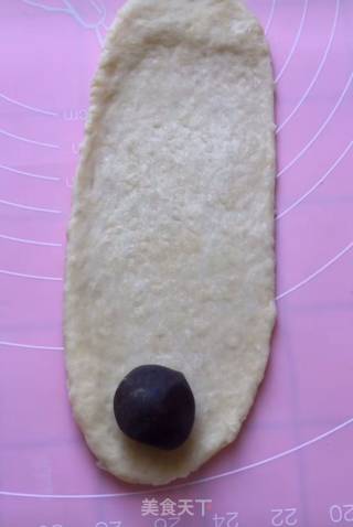 Crispy Bread with Red Bean Paste recipe