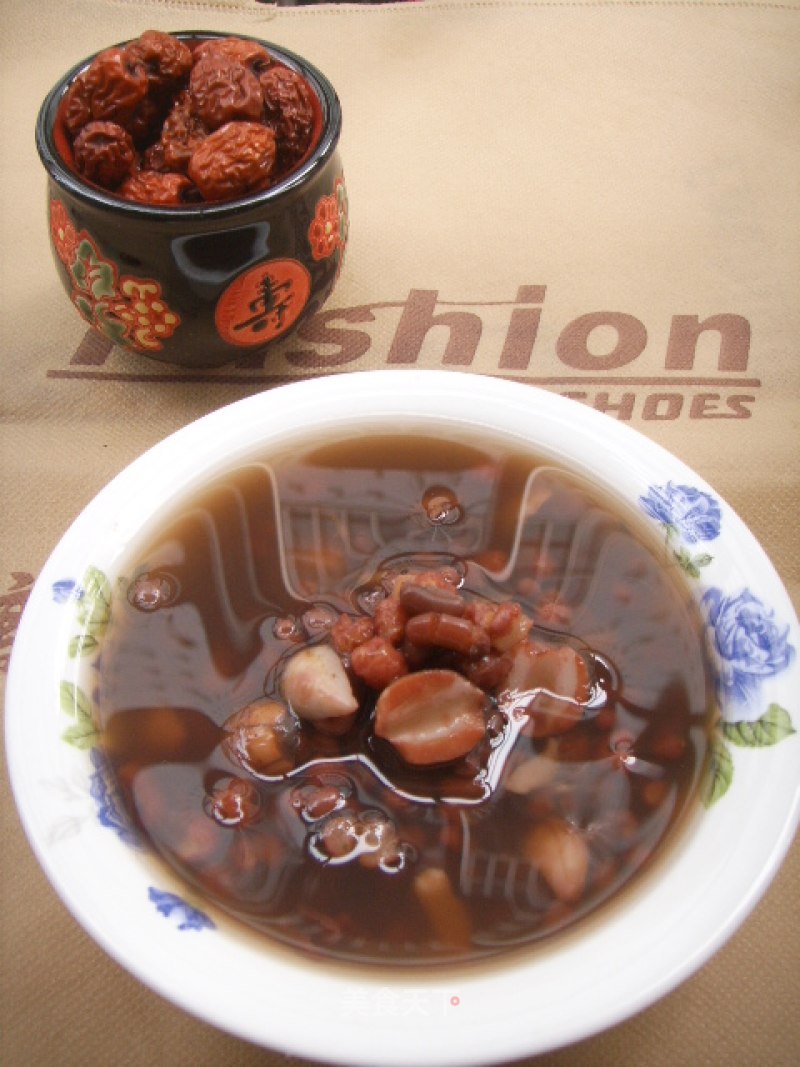 Coix Seed Soup with Red Beans and Lotus Seed --- Spring Health Diet Therapy recipe