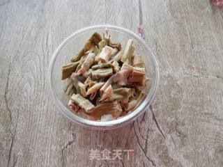 Stew with Mushrooms and Bamboo Shoots recipe