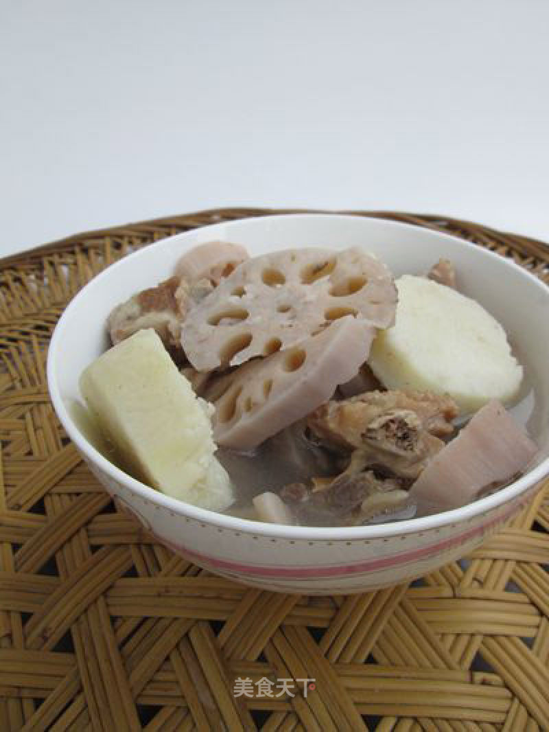 Lotus Root and Yam Pork Ribs Soup recipe