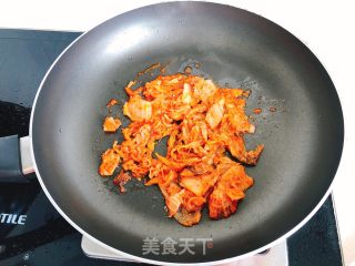 Stir-fried Rice Cake with Spicy Cabbage recipe