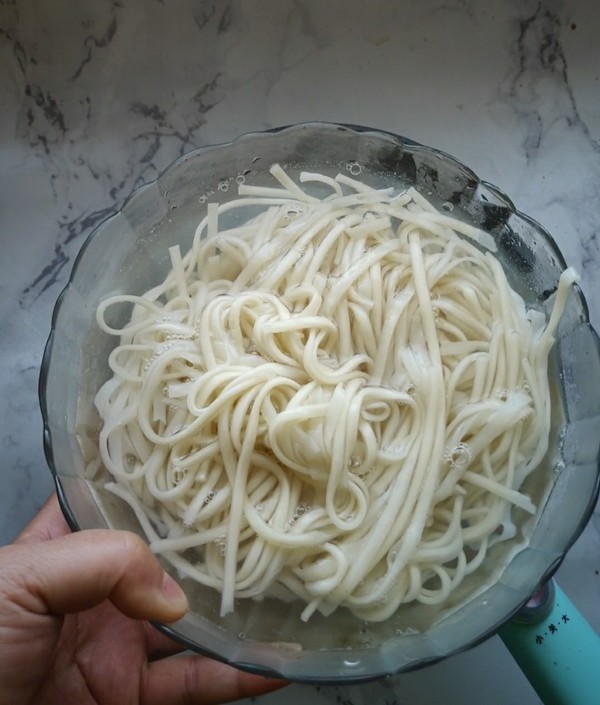 Noodles with Mushroom Fried Sauce recipe