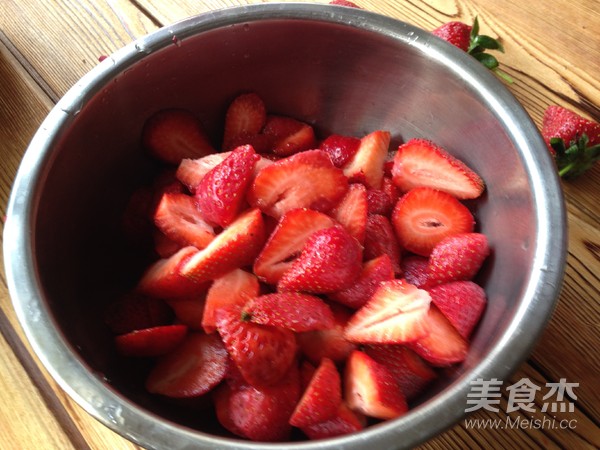 Rose Strawberry Jam recipe