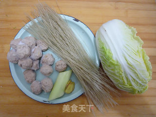 Stewed Vermicelli with Cabbage Balls recipe