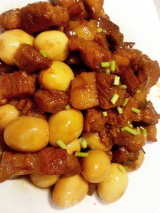 Braised Pork with Quail Eggs recipe