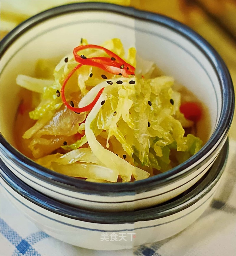 Jellyfish Mixed with Cabbage recipe