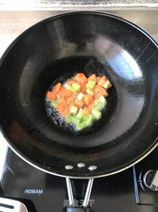 Stir-fried Chicken with Sauce recipe