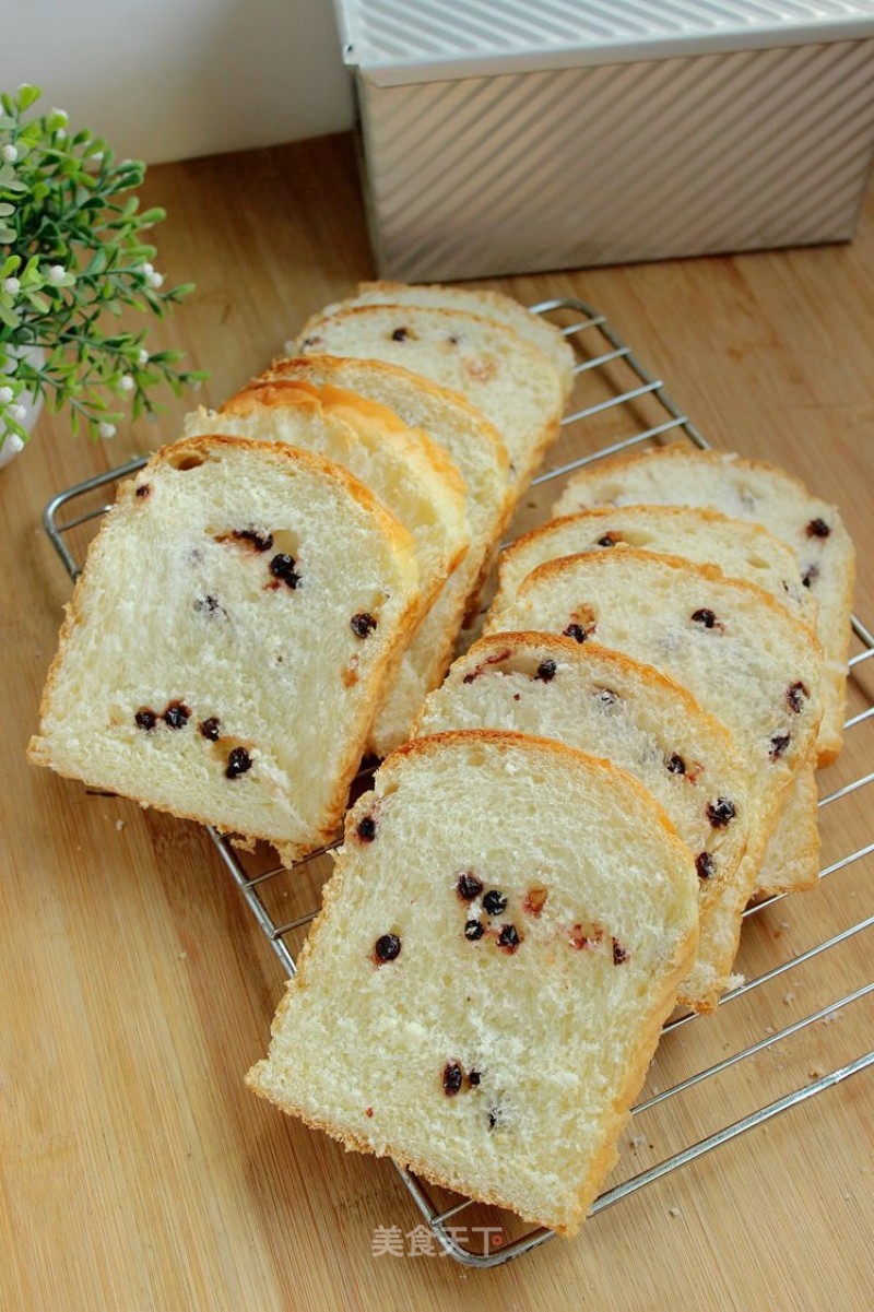 Blueberry Dried Toast recipe